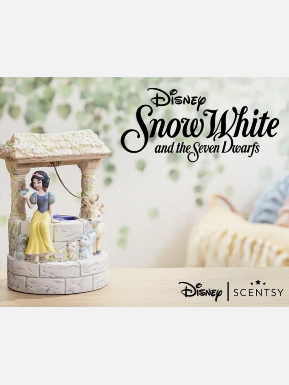 Scentsy Disney Snow White Wishing Well Warmer
